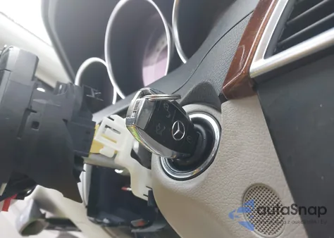 2014 Mercedes-Benz C 250 Luxury from USA, damaged, VIN WDDGF4HB4ER307786